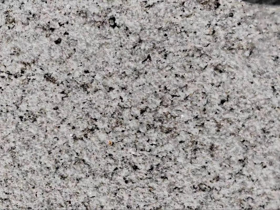芝麻白天然花崗巖地鋪 實惠耐用，美觀大方